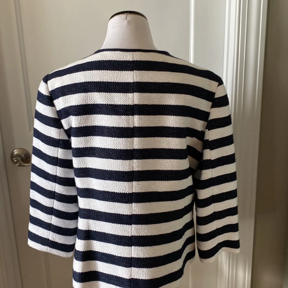 Woman’s Jones New York Signature Nautical striped double breasted Blazer. - Picture 3 of 9